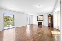 Building Photo - Stunning, remodeled rental in Historic Fra...