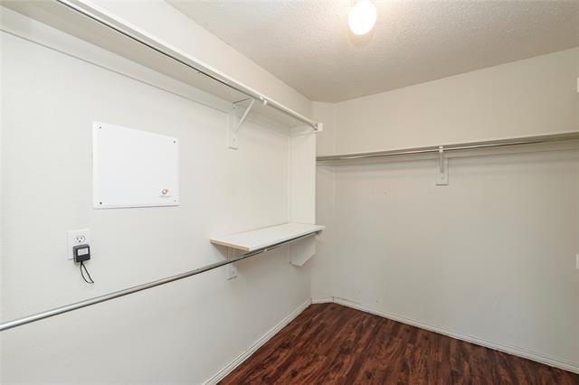 Building Photo - 204 Waterwood Dr