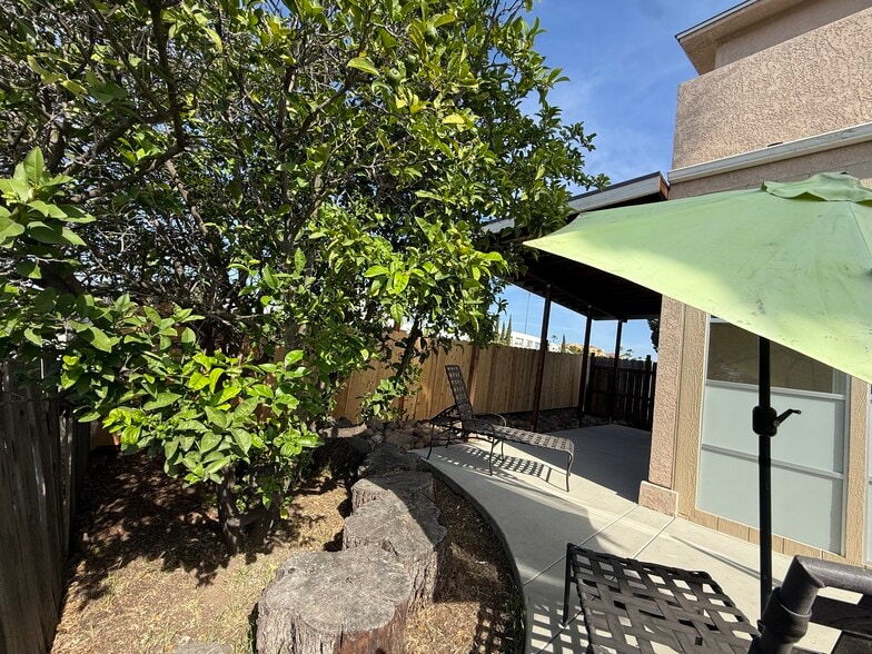 Building Photo - 5436 Mary Lane Dr