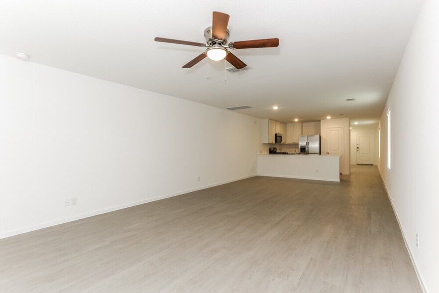 Building Photo - 1227 Canyon Wren Dr