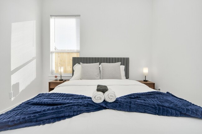 Building Photo - 3909 Maggie St