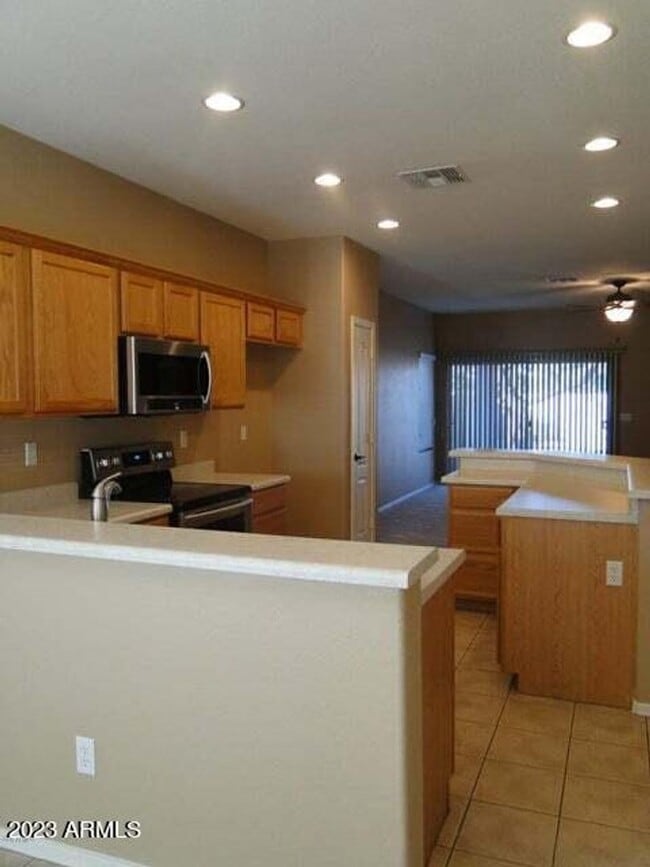 Building Photo - Great Home in Pecan Creek North!