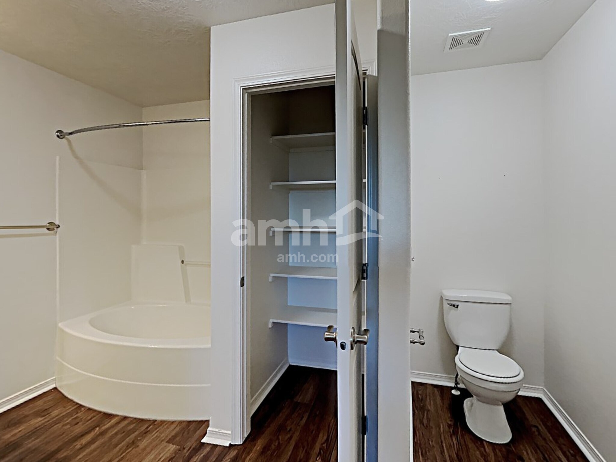 Building Photo - 2551 N Hose Gulch Ave