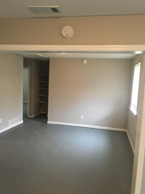 Building Photo - 818 Laurel St