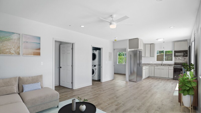 Building Photo - 1810 St Louis Dr