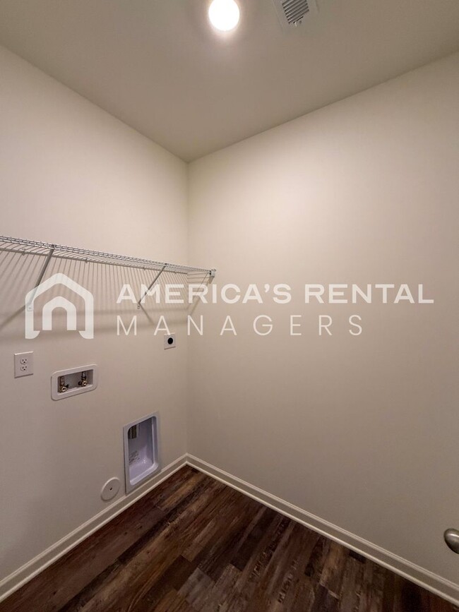 Building Photo - New Construction Home for Rent in Kimberly...