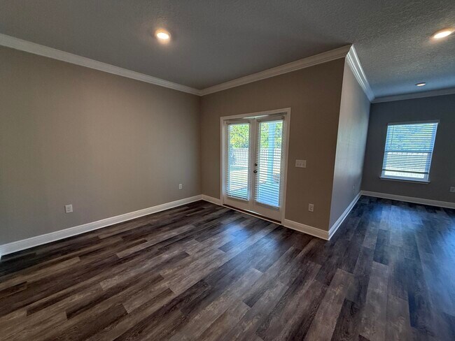 Building Photo - 491 Lightning Bug Ln