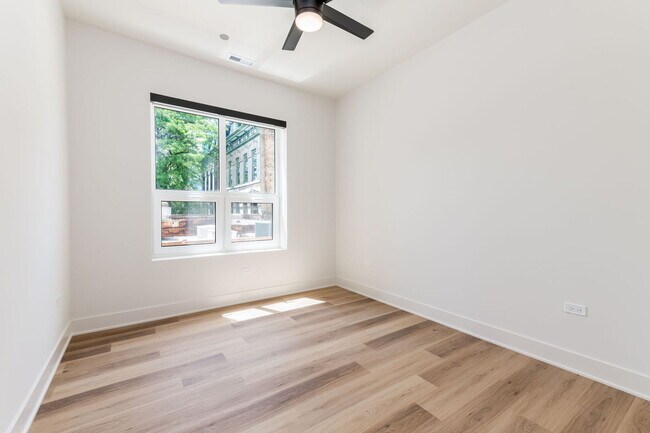 Building Photo - 224 S Ashland Ave