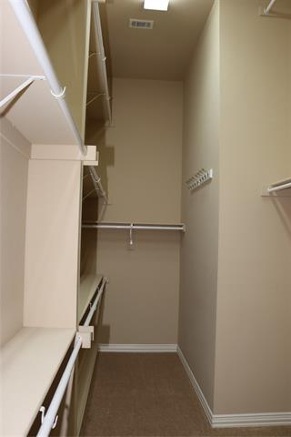 Building Photo - 6899 Branch Trail