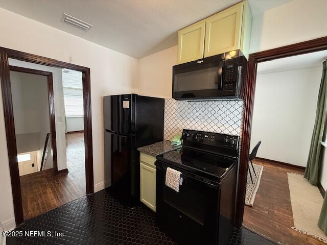 Building Photo - 2811 College St