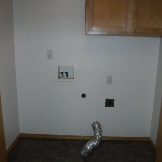 Building Photo - Single Level 3 Bed/2 Bath Home in SE Bend - Conifer Ave