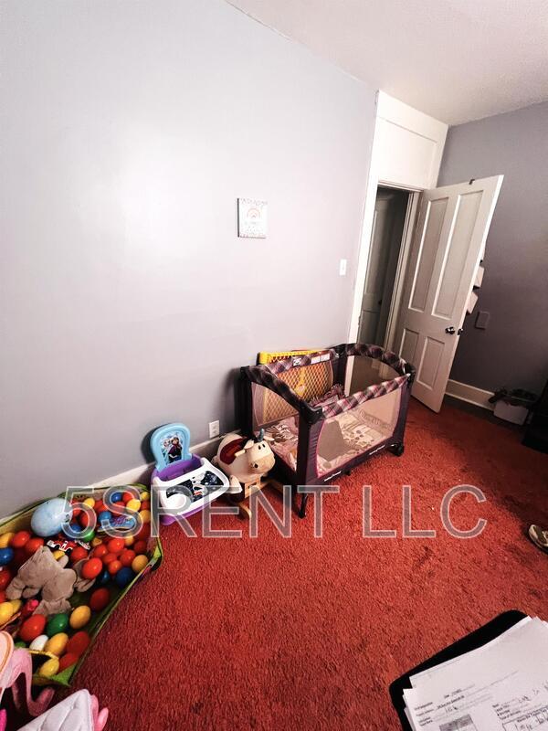 Building Photo - 408 Gray Ave