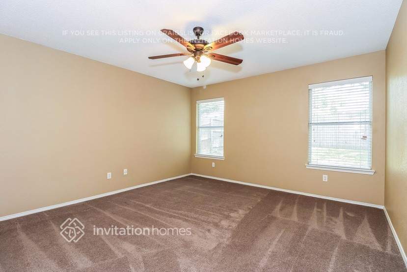 Building Photo - 5813 Northfield Dr