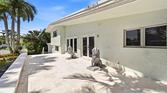 Building Photo - 2613 Tortugas Ln
