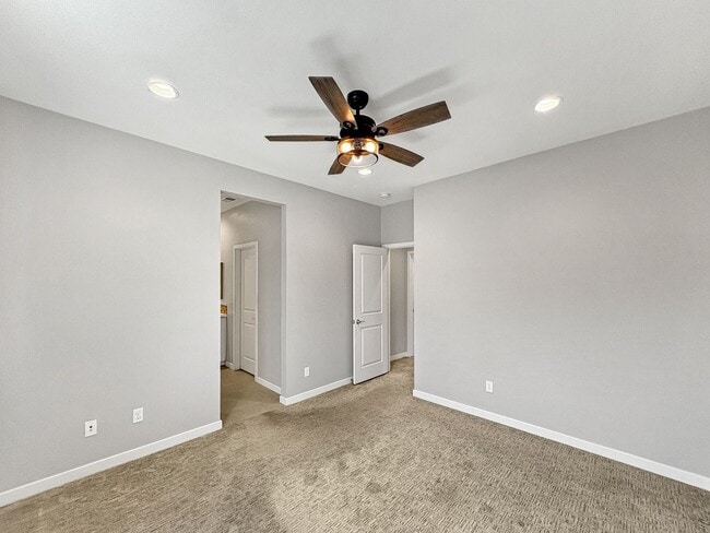 Building Photo - Stunning Escondido 3BR/3.5BA Home Availabl...