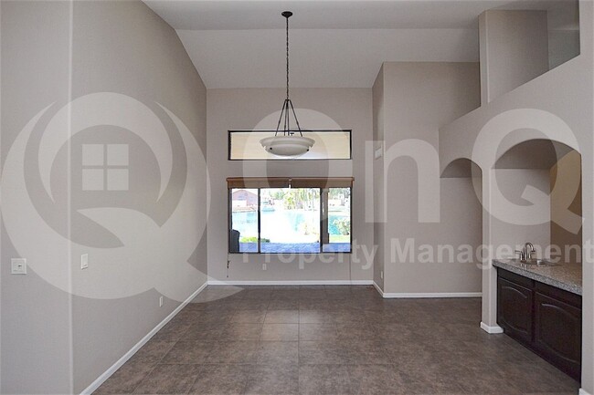 Building Photo - 510 S Lagoon Dr