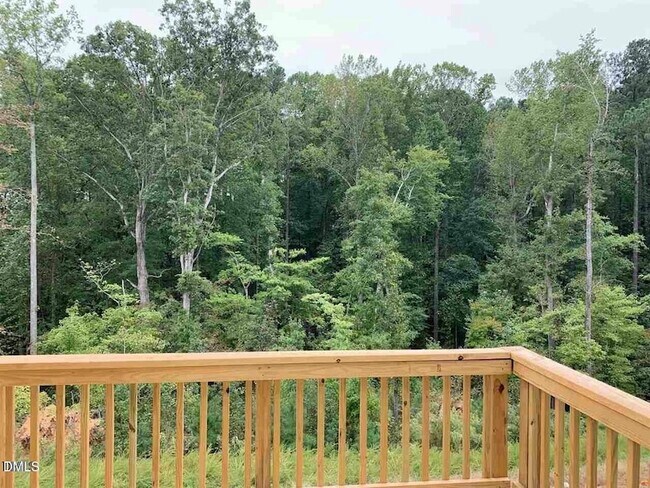 Building Photo - 229 Daisy Grove Ln
