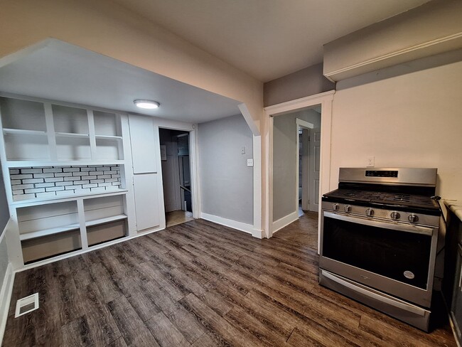 Building Photo - Welcome Home!