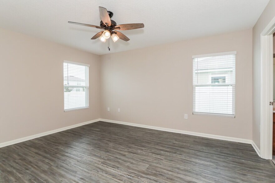 Building Photo - 3430 Canyon Falls Dr