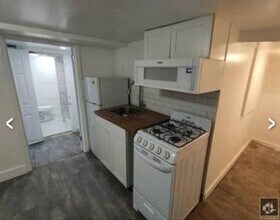 Building Photo - ROOM FOR RENT ROOM CANARSIE ROAD