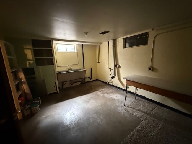 Building Photo - BRICK HOME WITH FINISHED BASEMENT