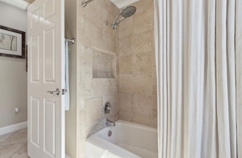 Building Photo - 861998 N Hampton Club Way