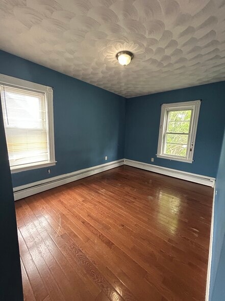 Bedroom 2 - 109 Ferry St