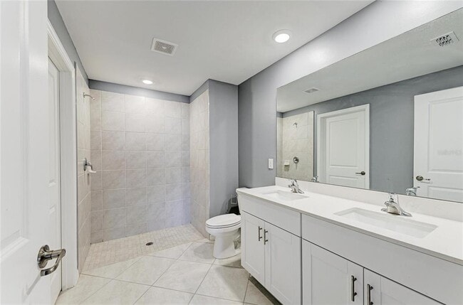 Building Photo - 1263 Somerset St