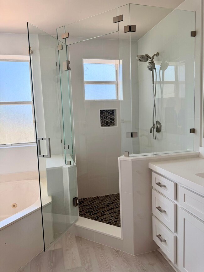 Building Photo - 11073 Harbour Springs Cir