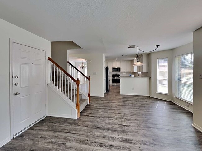 Building Photo - 6330 Big Oak Canyon Dr