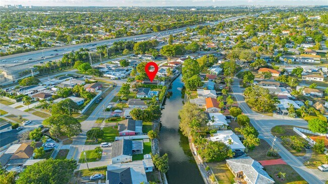 Building Photo - 3455 SW 75th Ct