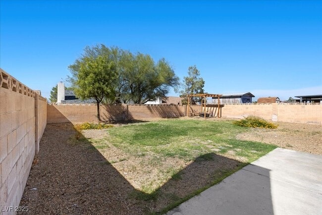 Building Photo - 720 Skipjack Dr