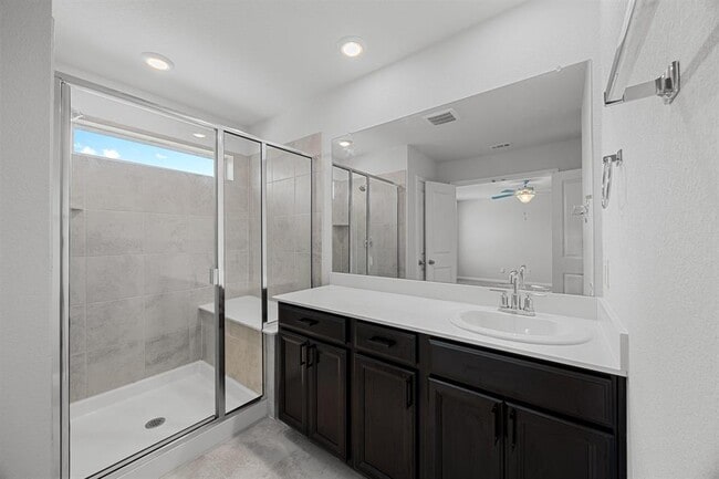 Building Photo - 6017 Pleasanton Pkwy