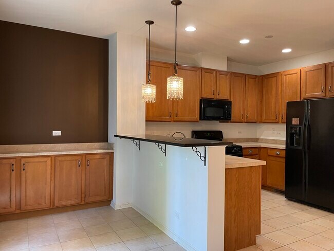 Building Photo - 5611 Wildspring Dr