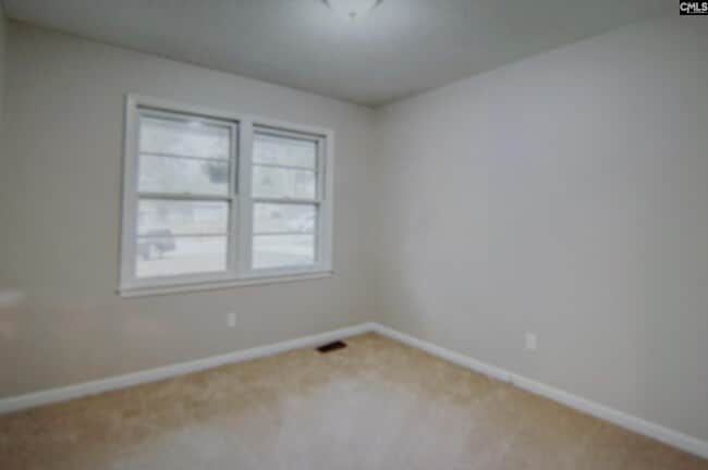 Building Photo - 2475 Drexel Dr