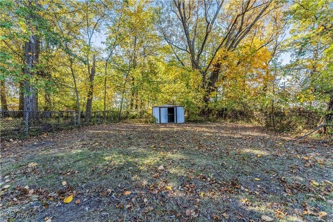 Building Photo - 4428 E 142nd St