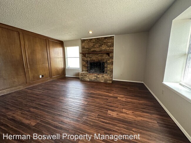 Building Photo - 2 br, 2 bath House - 1007 Southmoor Dr