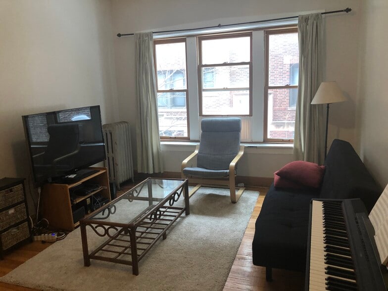 Living/dinning - 5551 S Kimbark Ave