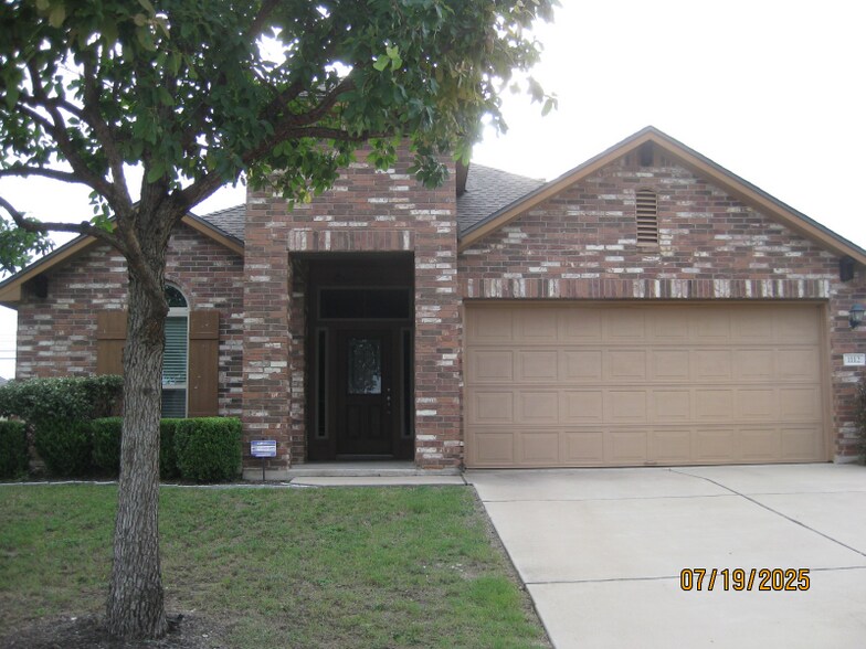 Primary Photo - 1112 Greyback Dr