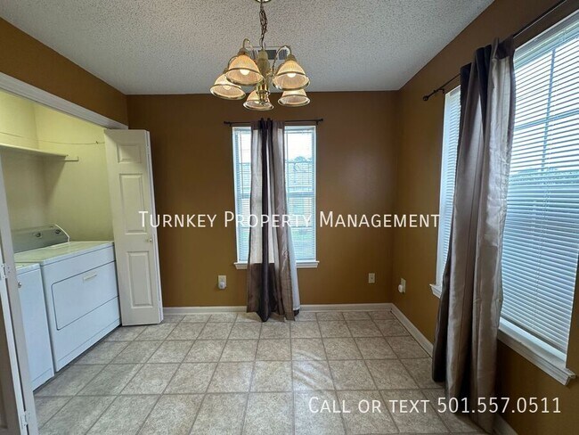 Building Photo - 7630 Olive Hill Dr