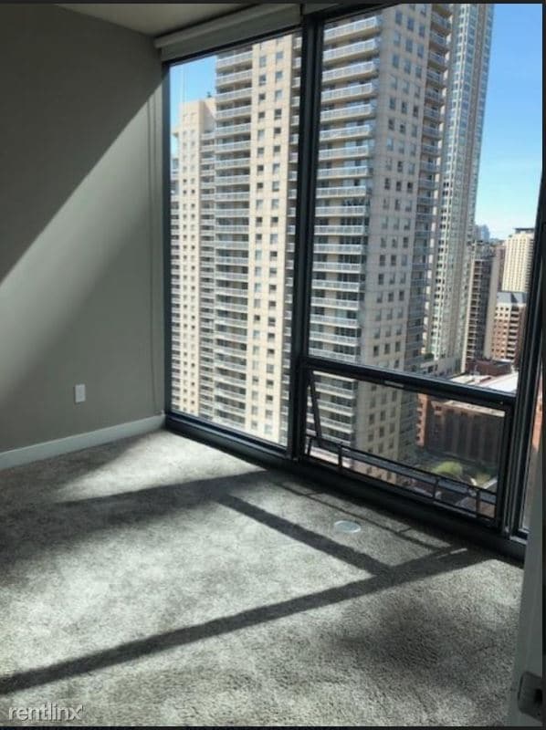 Building Photo - 1 br, 1 bath Apartment - 611 N State St