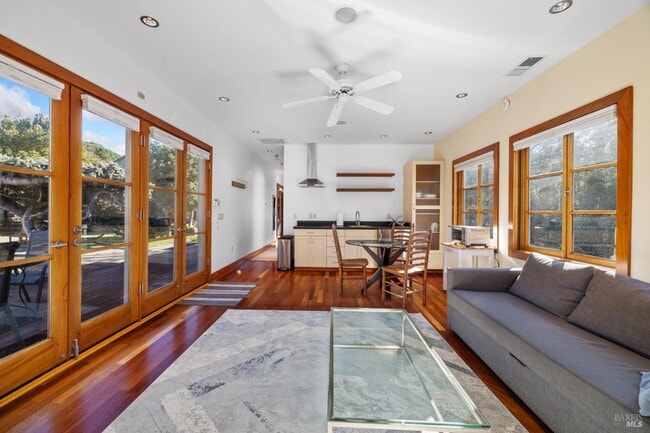 Building Photo - 1545 N Castle Rd