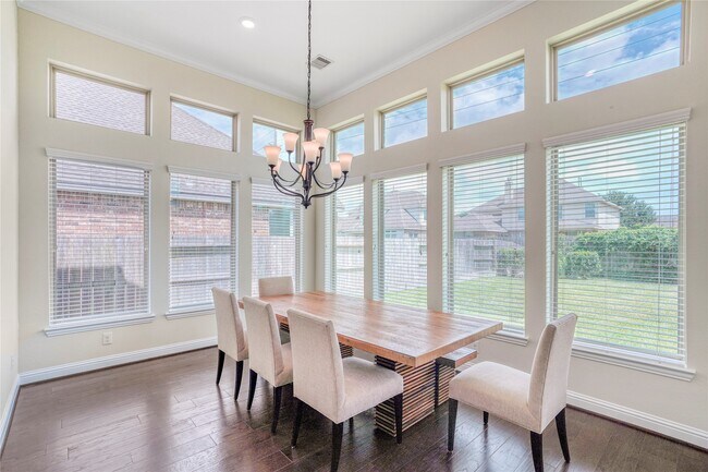 Building Photo - 6318 Sunstone Falls Ln
