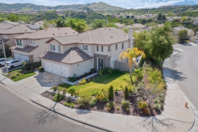 Building Photo - 26523 Starling Ct