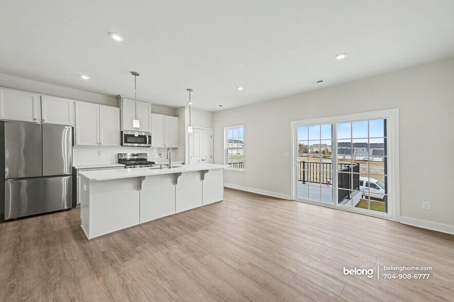 Building Photo - 7631 Griffins Gate Dr SW