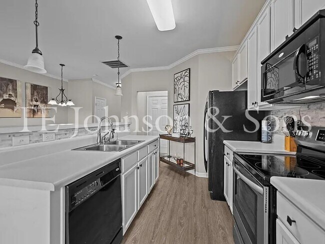 Building Photo - Wonderful location waiting for you