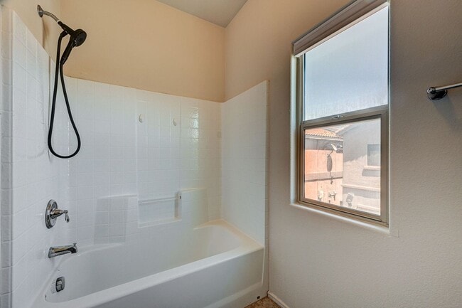 Building Photo - Adorable three bedroom in incredible SW location! Solar panels!