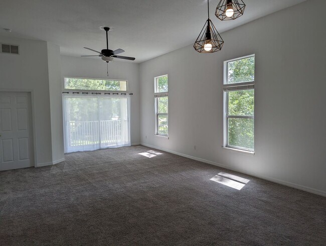 Building Photo - SPECIAL: WAIVING $250 ADMIN FEE on this 3 Bedroom, 2 Bath with Private Balcony off Primary Bedroo...
