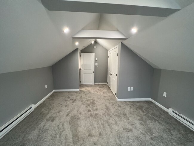 Building Photo - Awesome 3 bedroom 1.5 bath in Lower Macung...