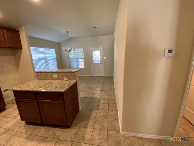 Building Photo - 5205 Cicero Dr